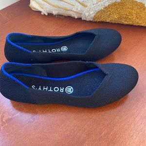 Rothy’s - the flat (black)